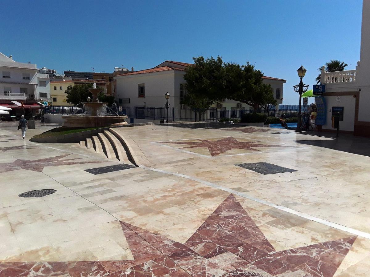 Apartamentos Vicenta Carihuela By Playa Miguel Торемолинос Екстериор снимка